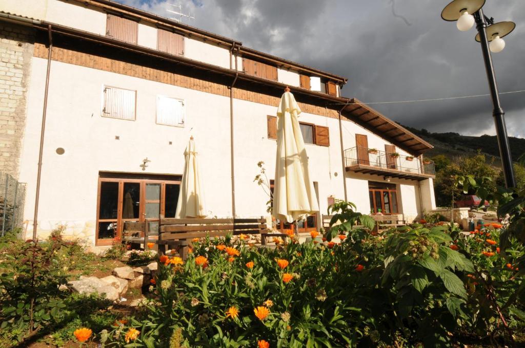 הוילה סקאנו Bio Agriturismo Valle Scannese מראה חיצוני תמונה
